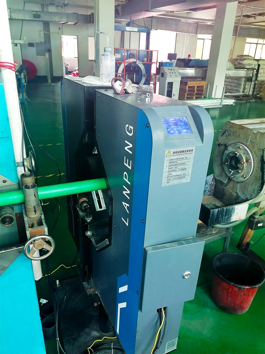 63ff15750f700.jpg 雙軸測徑儀.jpg